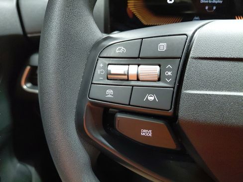 Used 2025 Kia K4 FWD image 32