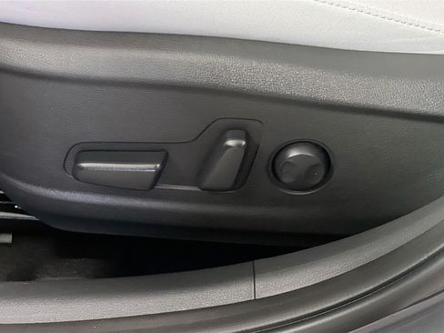 Used 2023 Hyundai Kona SEL FWD image 15