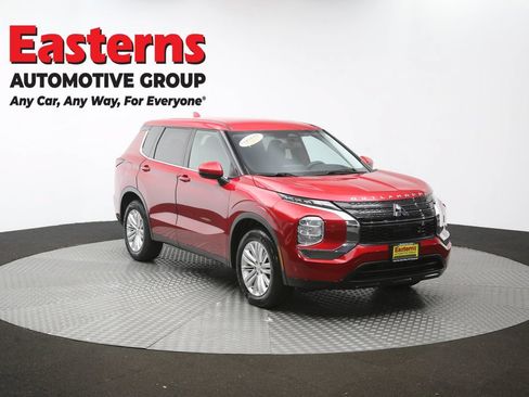 Used 2024 Mitsubishi Outlander ES AWD/4WD image 49