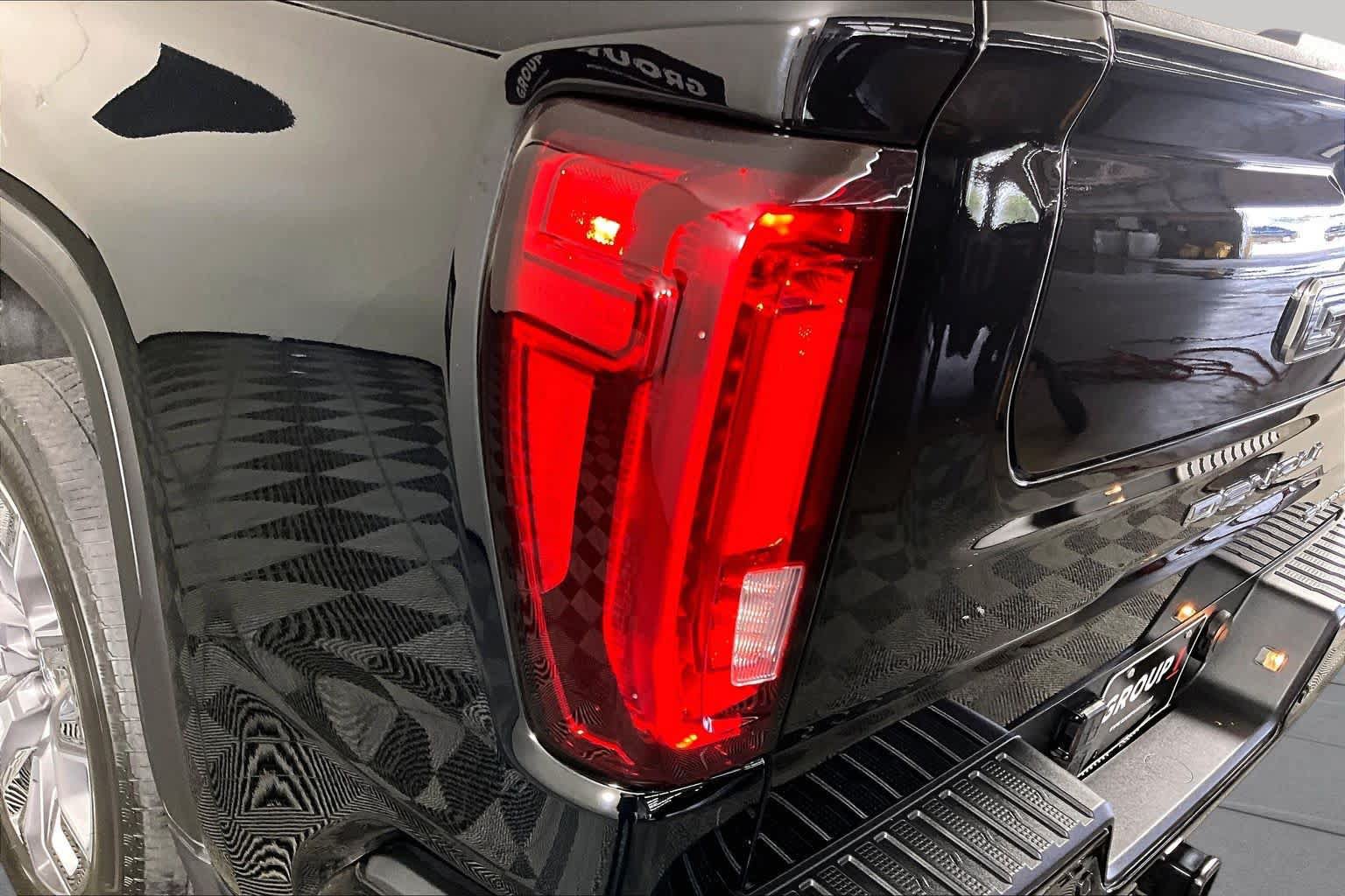 Used 2024 GMC Sierra 1500 Denali w/ Denali Reserve Package RWD image 27