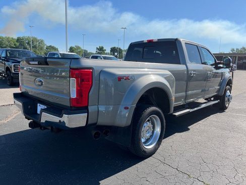 Used 2019 Ford F450 Lariat w/ Chrome Package image 5