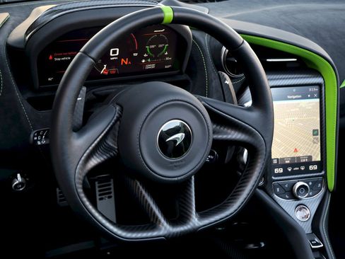 Used 2022 McLaren 765LT image 9