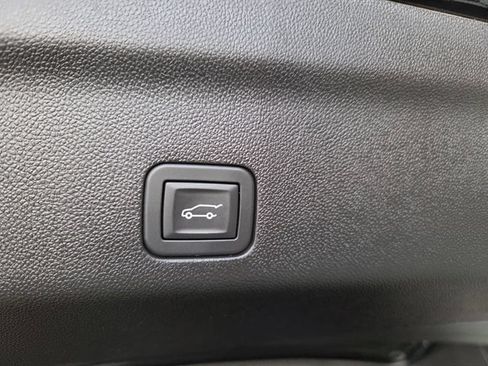 Used 2026 GMC Yukon Elevation AWD/4WD image 17