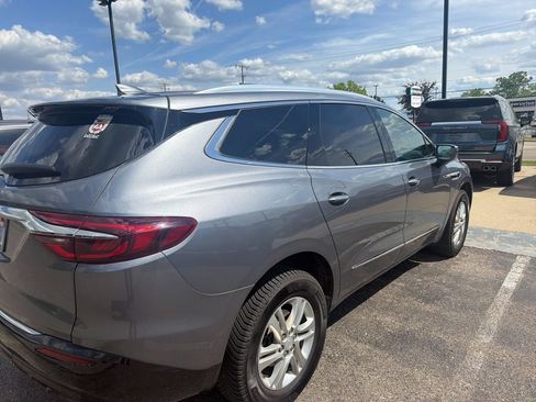 Used 2020 Buick Enclave Premium AWD/4WD image 7