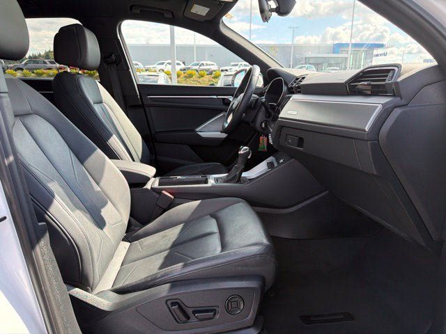 Used 2025 Audi Q3 2.0T Premium AWD/4WD image 21