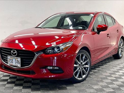 Used 2018 MAZDA MAZDA3 Touring FWD image 1