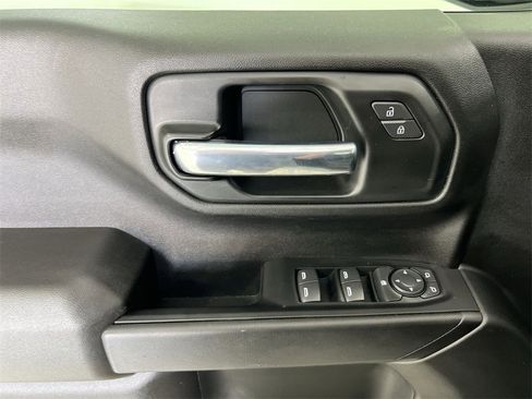 Used 2025 Chevrolet Silverado 1500 Custom image 21