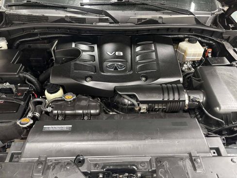 Used 2017 INFINITI QX80 4WD w/ Driver Assistance Package image 12