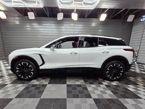 Used 2024 Chevrolet Blazer EV RS AWD/4WD image 9