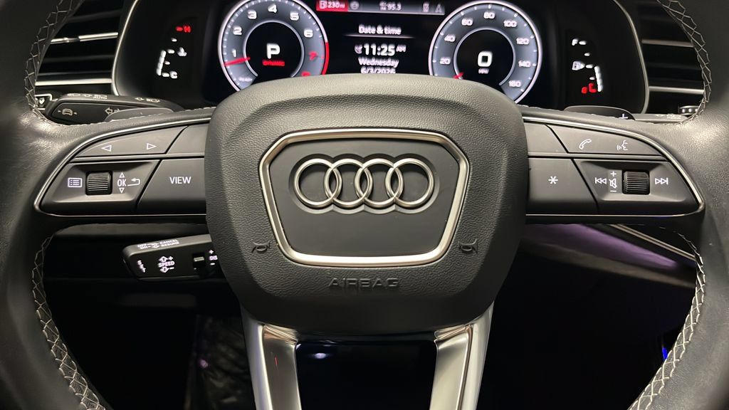 Used 2023 Audi Q8 Premium Plus w/ Premium Plus Package AWD/4WD image 16