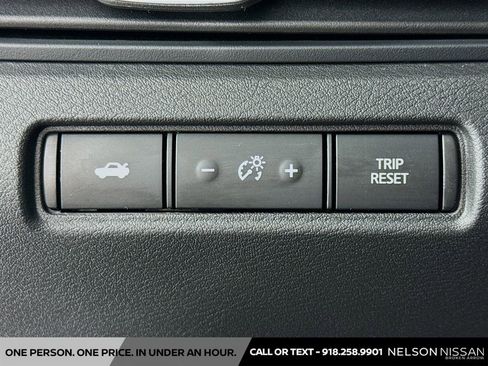 Certified 2025 Nissan Altima 2.5 SR w/ SR Premium Package AWD/4WD image 10