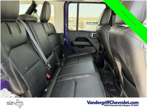 Used 2023 Jeep Wrangler Unlimited Sahara w/ Cold Weather Group AWD/4WD image 27