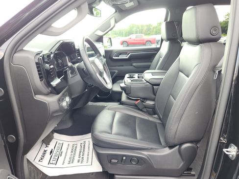 Used 2026 GMC Sierra 1500 SLT AWD/4WD image 13