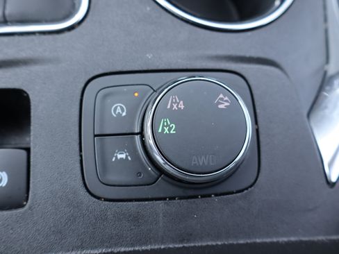 Used 2023 Chevrolet Traverse LT w/ LPO, Floor Liner Package AWD/4WD image 25