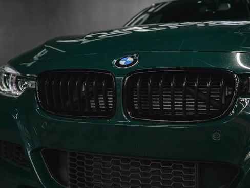 Used 2018 BMW 340i xDrive Sedan w/ Premium Package AWD/4WD image 5