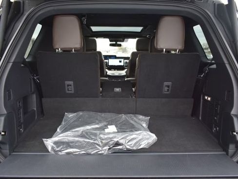 Used 2025 Ford Expedition King Ranch AWD/4WD image 45