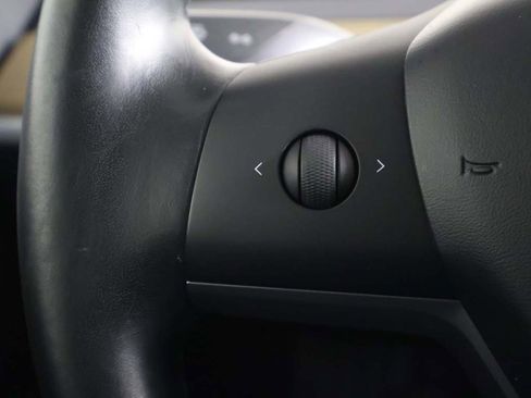 Used 2018 Tesla Model 3 Performance image 39