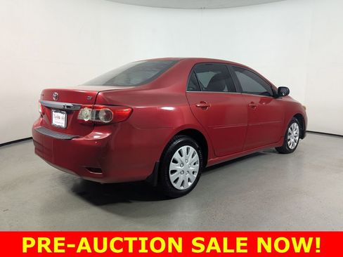 Used 2013 Toyota Corolla LE FWD image 7