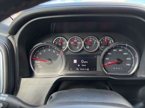 Used 2020 Chevrolet Silverado 1500 LTZ image 18