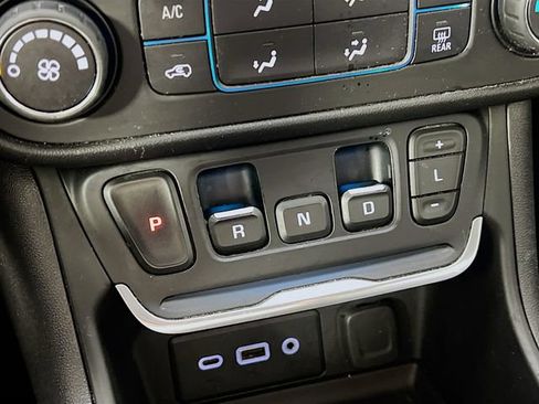 Used 2018 GMC Terrain SLE FWD image 21