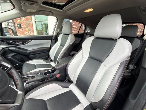 Used 2019 Subaru Crosstrek 2.0i Limited w/ Moonroof Package w/Navigation image 12