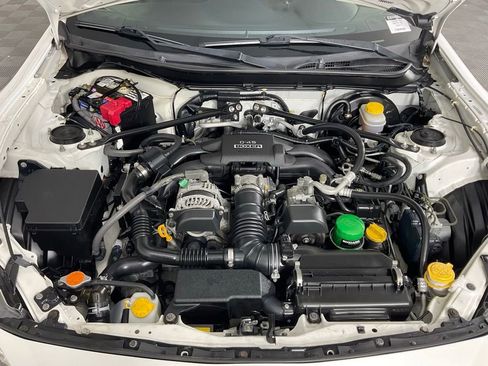 Used 2014 Subaru BRZ Limited w/ Popular Package #1A RWD image 9