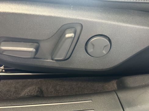 New 2025 Kia EV6 Light image 18