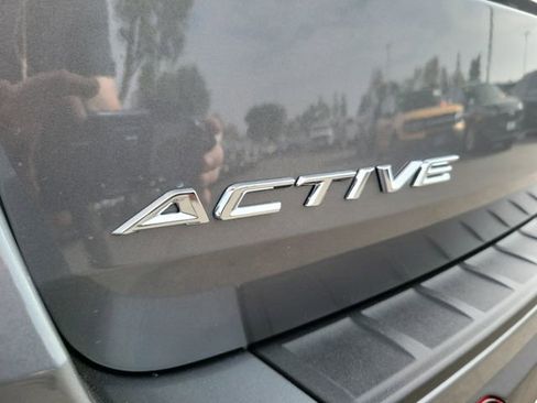 Used 2025 Ford Explorer Active image 23