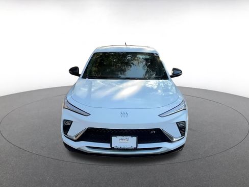 Used 2025 Buick Envista Sport Touring image 4