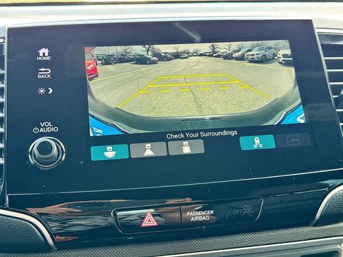 Used 2023 Honda Passport TrailSport image 17