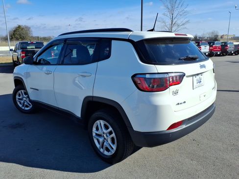 Used 2018 Jeep Compass Sport w/ Tech Group image 5