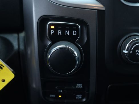 Used 2024 RAM 1500 Classic SLT image 9