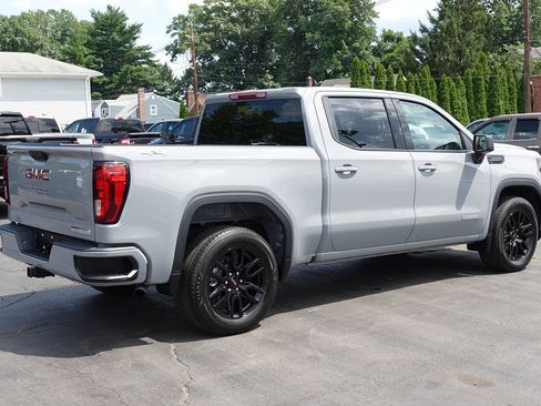 Used 2024 GMC Sierra 1500 Elevation AWD/4WD image 3