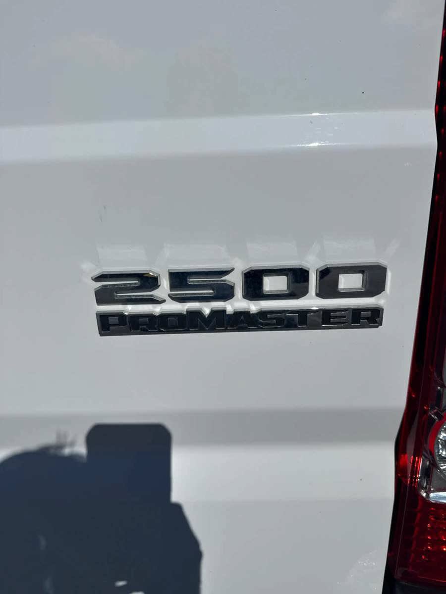 Used 2023 RAM ProMaster 2500 FWD image 16