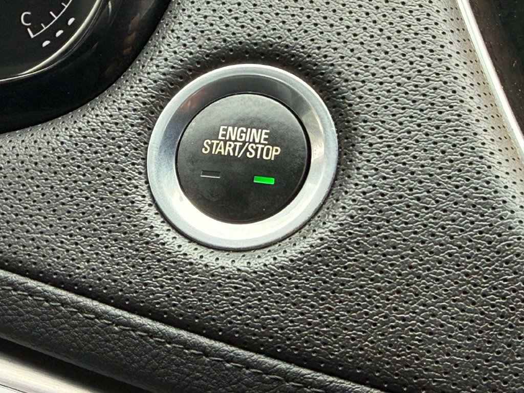 Used 2024 Cadillac XT5 Luxury w/ LPO, Floor Liner Package AWD/4WD image 26