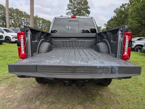 Used 2024 Ford F250 Lariat w/ Black Appearance Package AWD/4WD image 13