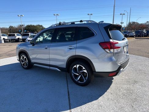 Certified 2022 Subaru Forester Touring w/ Popular Package #2 image 5