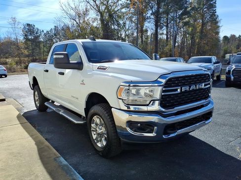 Used 2024 RAM 2500 Big Horn w/ Off Road Package image 3