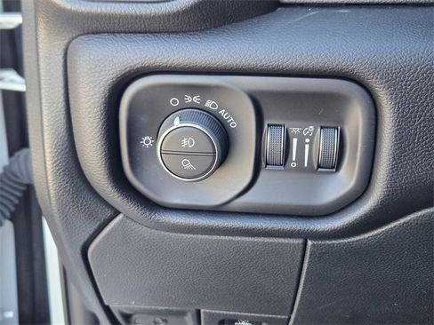 Used 2022 RAM 3500 Laramie image 22