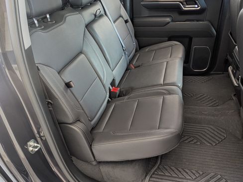 Used 2024 Chevrolet Silverado 1500 LT Trail Boss w/ Convenience Package II AWD/4WD image 19