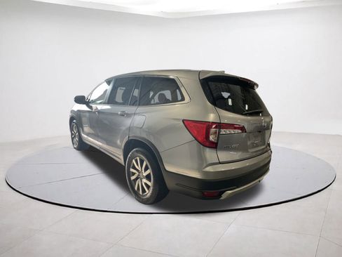 Used 2021 Honda Pilot EX image 4