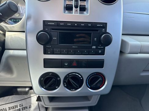 Used 2007 Chrysler PT Cruiser Touring FWD image 12