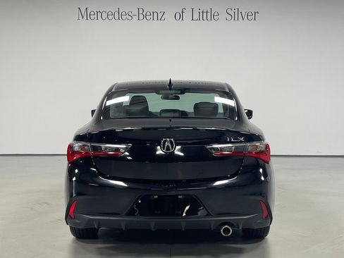 Used 2019 Acura ILX FWD image 4