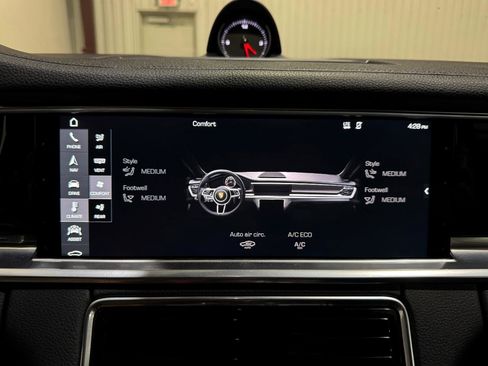 Used 2017 Porsche Panamera 4S image 55