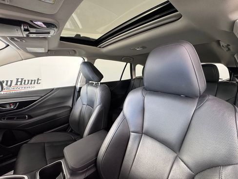 Used 2023 Subaru Outback Touring image 3