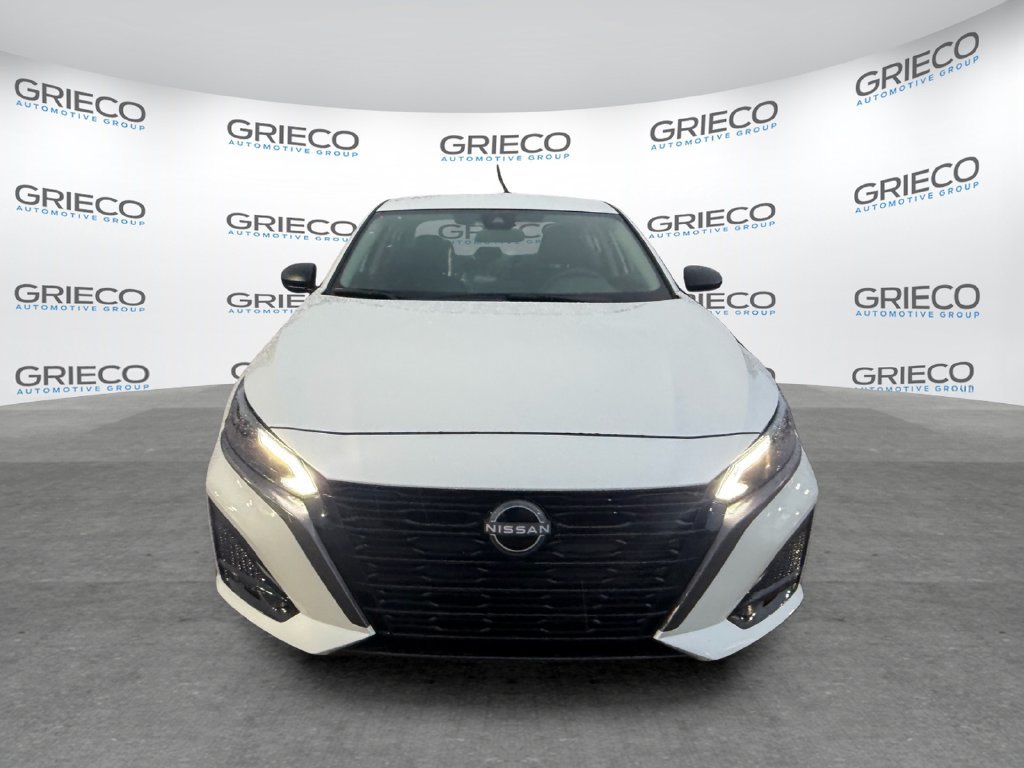 New 2026 Nissan Altima 2.5 SV FWD image 2