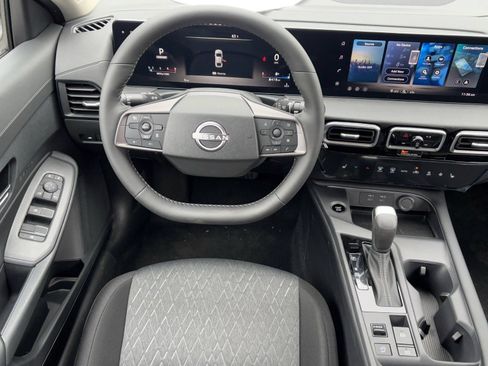 New 2026 Nissan Sentra SV w/ SV Convenience Package FWD image 15
