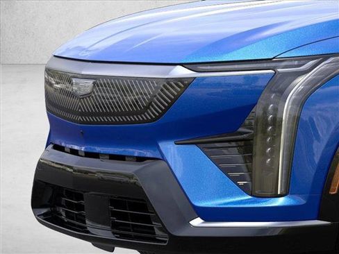 New 2026 Cadillac Optiq Luxury 1 image 13