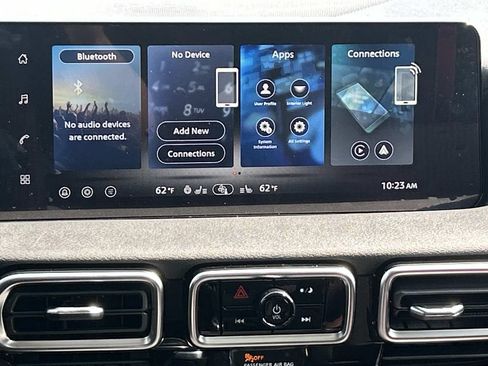 New 2026 Nissan Sentra SR w/ SR All Weather Package FWD image 23