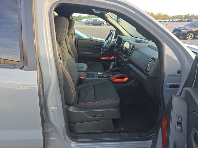 Used 2026 Nissan Frontier PRO-4X w/ Pro-4x Convenience Package AWD/4WD image 10